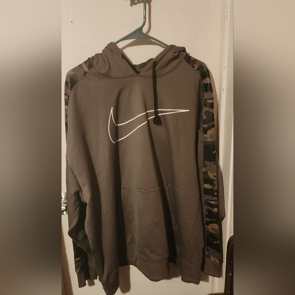 Nike Other - Nike Brown Hoodie with Camo Accents